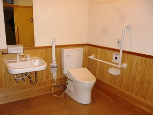 ゆったりとした居間